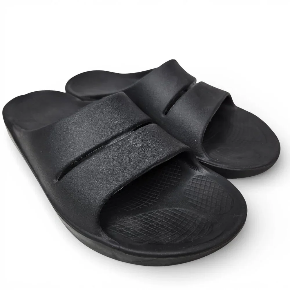 Oofos Ooahh Black Cushion Slide Sandals Men Everyday Loungewear M9 W11